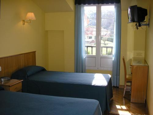 Hotel San Juan Revilla De Camargo Phòng bức ảnh